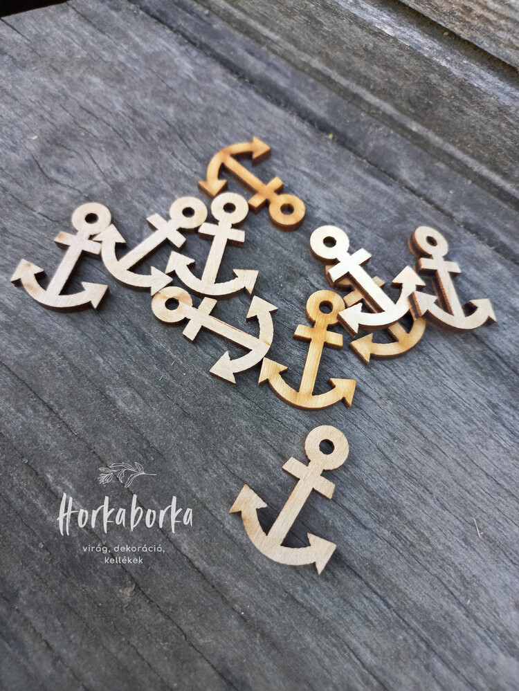 Lézervágott vasmacska